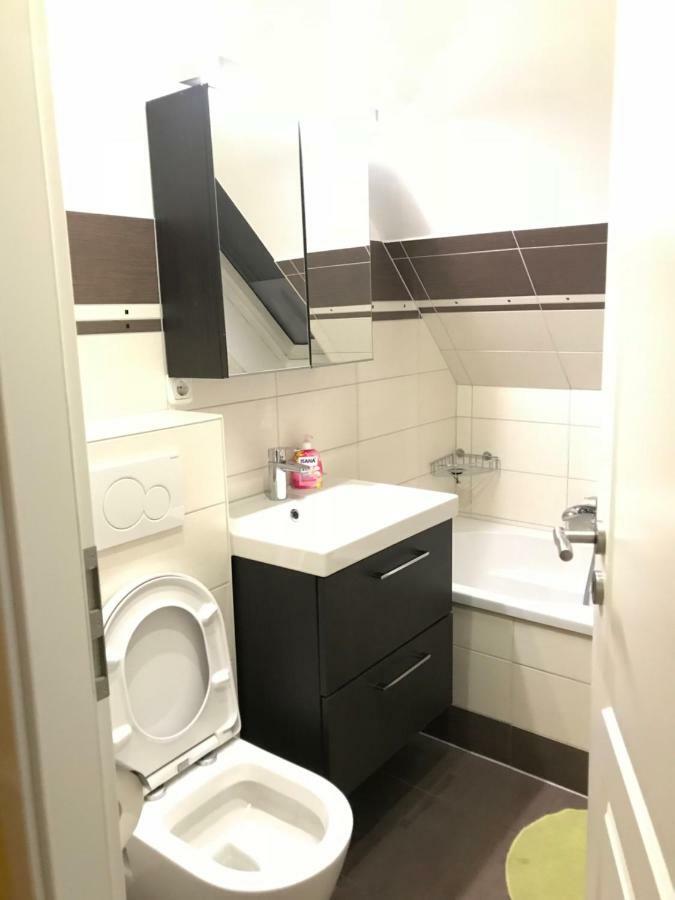 Ferienwohnung Am Uniklinik Lubeck Ngoại thất bức ảnh
