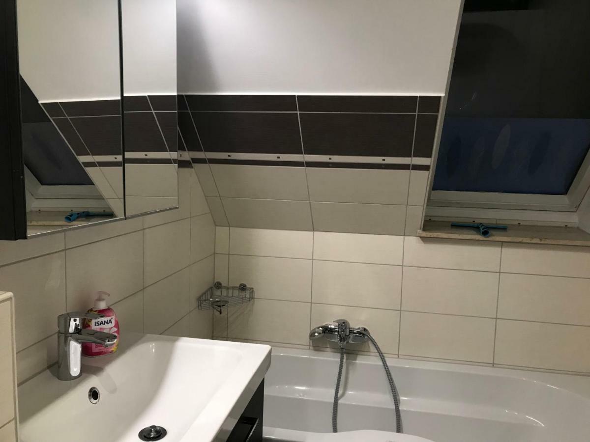 Ferienwohnung Am Uniklinik Lubeck Ngoại thất bức ảnh